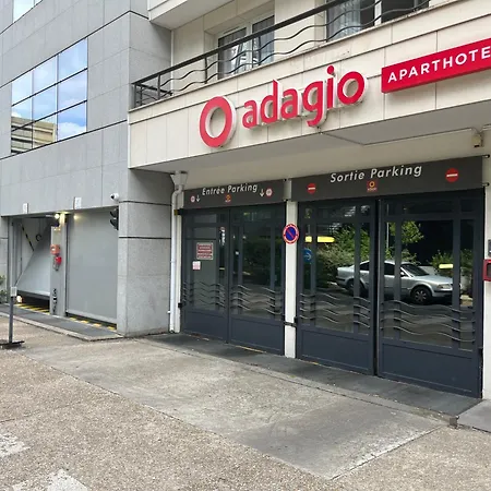 Appart-hotel Porte De Versailles * Issy-les-Moulineaux